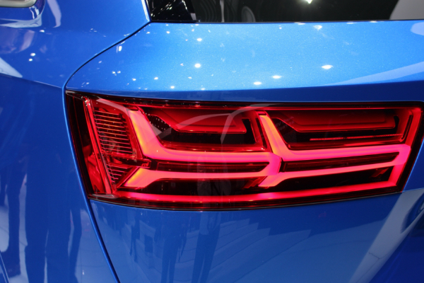 鈑金塗装・修理・コーティング